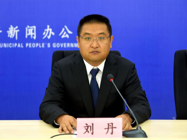 劉丹.jpg