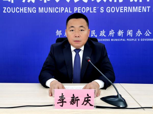 李新慶.jpg